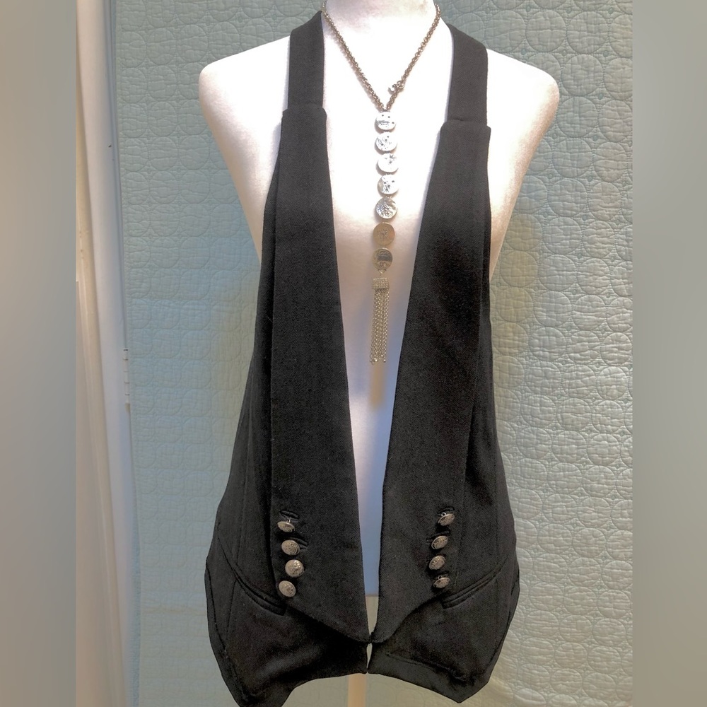 SARAH sexy vest. Gorgeous bark tweed and satin. Fringed accents. EU size 36 US 5